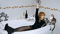 Bathtub Party Day