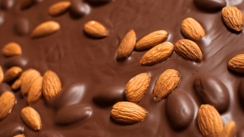 NATIONAL CHOCOLATE WITH ALMOND DAY  July 8