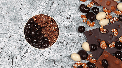 NATIONAL CHOCOLATE COVERED CASHEWS DAY  April 21