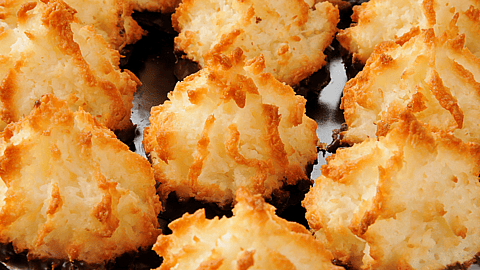 NATIONAL MACAROON DAY  May 31