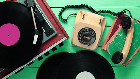 NATIONAL RETRO DAY - February 27 