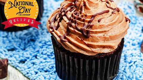 Ultimate Chocolate Cream Cheese Cupcake